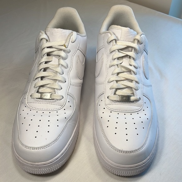 Nike Air Force 1  07 all white, made in 2021, EXCELLENT used condition main image 7